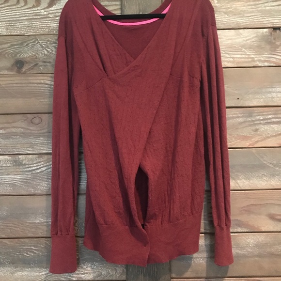 NWOT Lululemon open back sweater - Picture 4 of 5